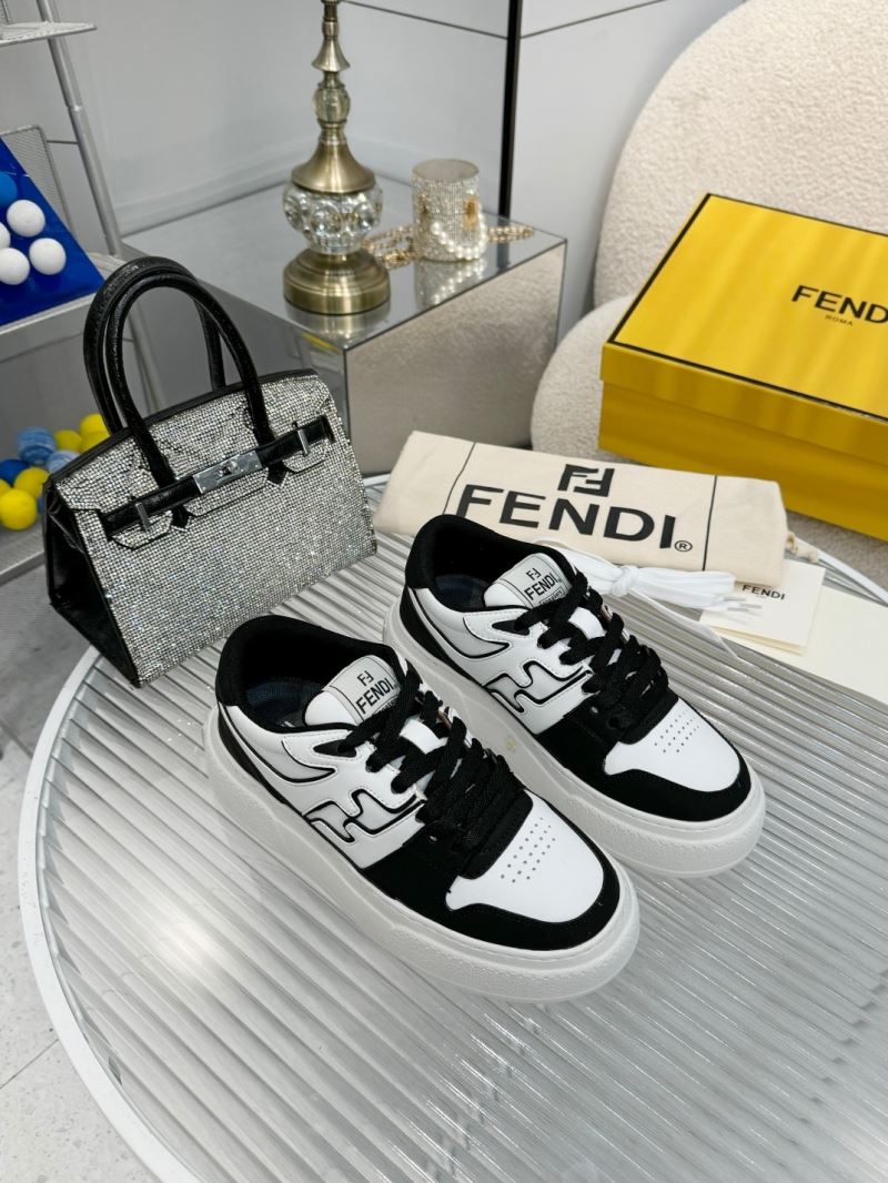 Fendi Low Shoes